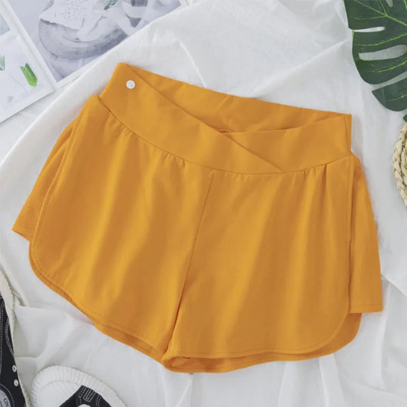 Low-Waist Wide-Leg Maternity Shorts
