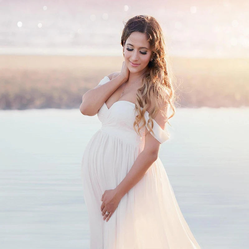 Lace & Chiffon Split-Front Maternity Photoshoot Gown
