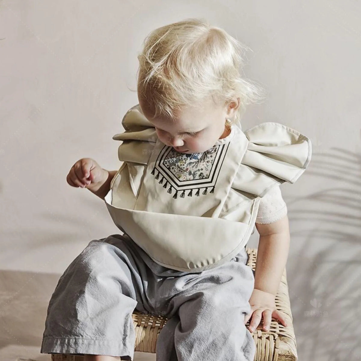 Short-Sleeve Waterproof Bib with Pocket