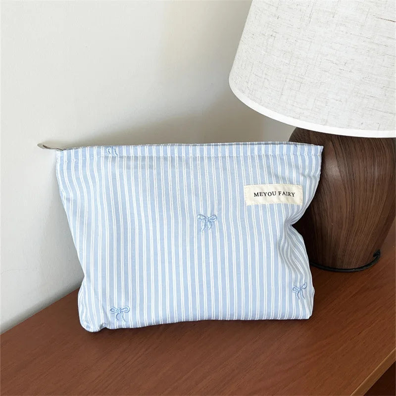 Embroidered Bow Gingham Mommy Pouch