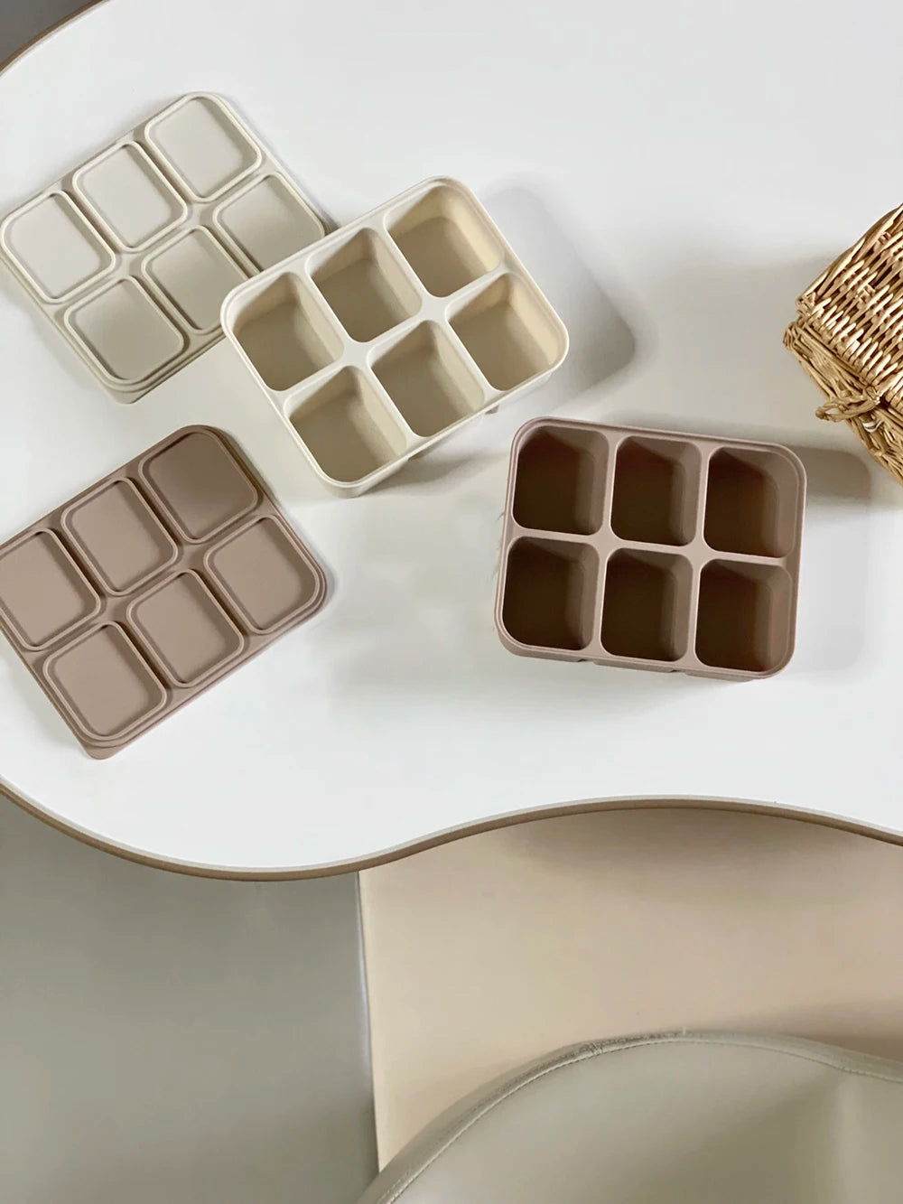 Silicone Freezer Tray with Lid for Breast Milk & Purees