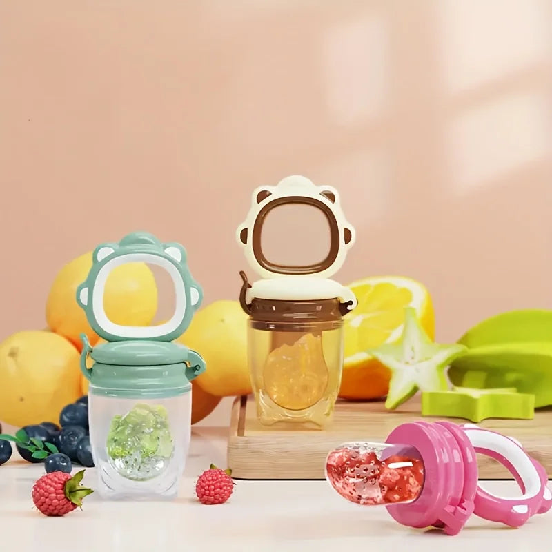 Lion Fresh-Food Feeder with Silicone Mesh