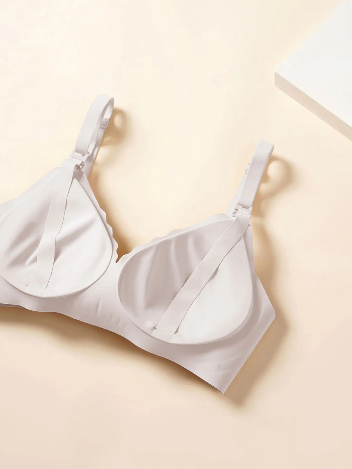 Ultra-Thin Seamless Nursing Bra with Removable Pads