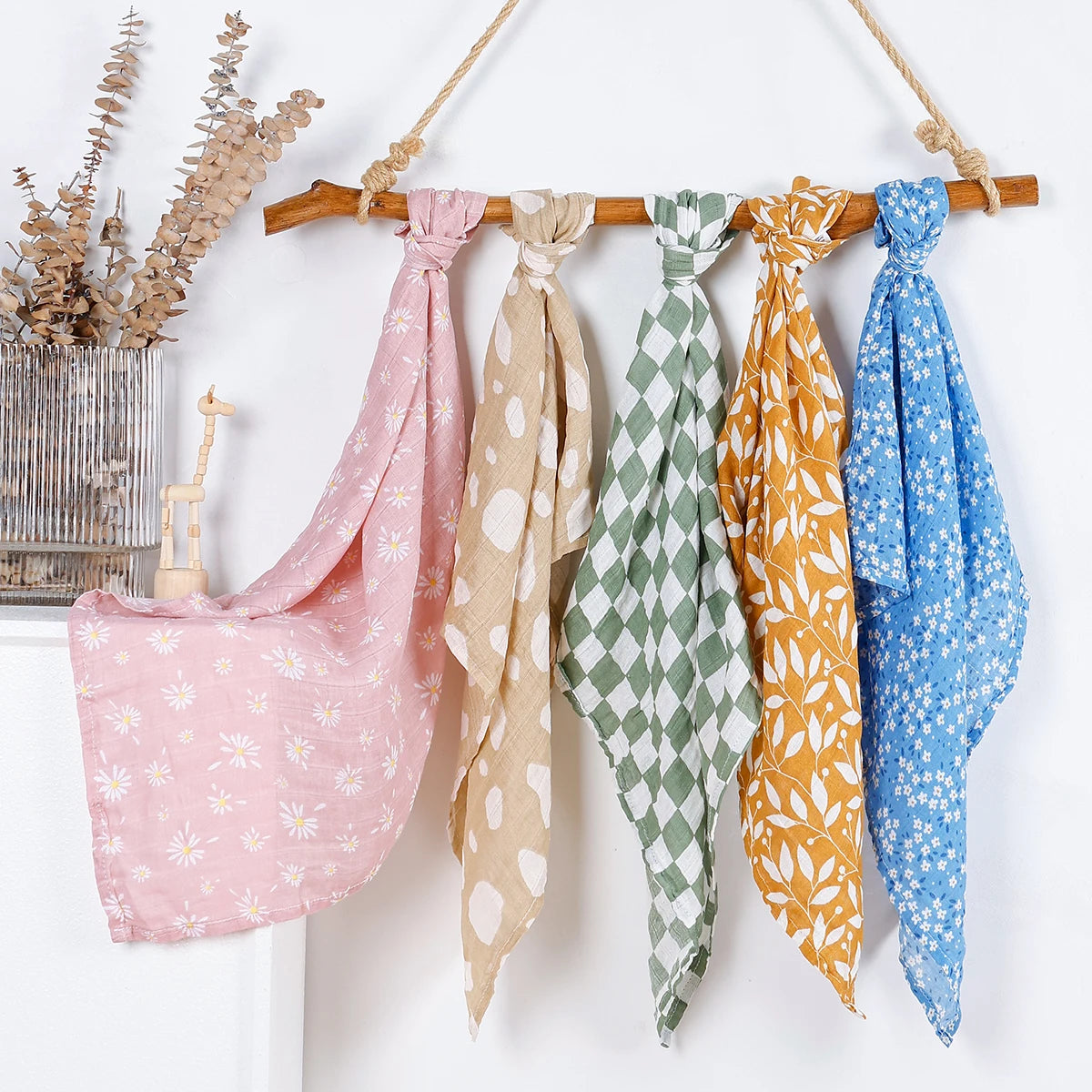 5pc Muslin Burp Cloth Set